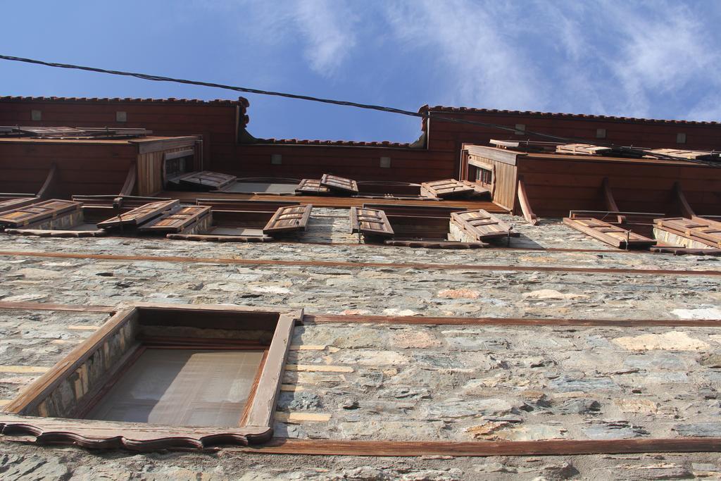 Altin Cesmeli Konak Hotel Altınoluk Kültér fotó